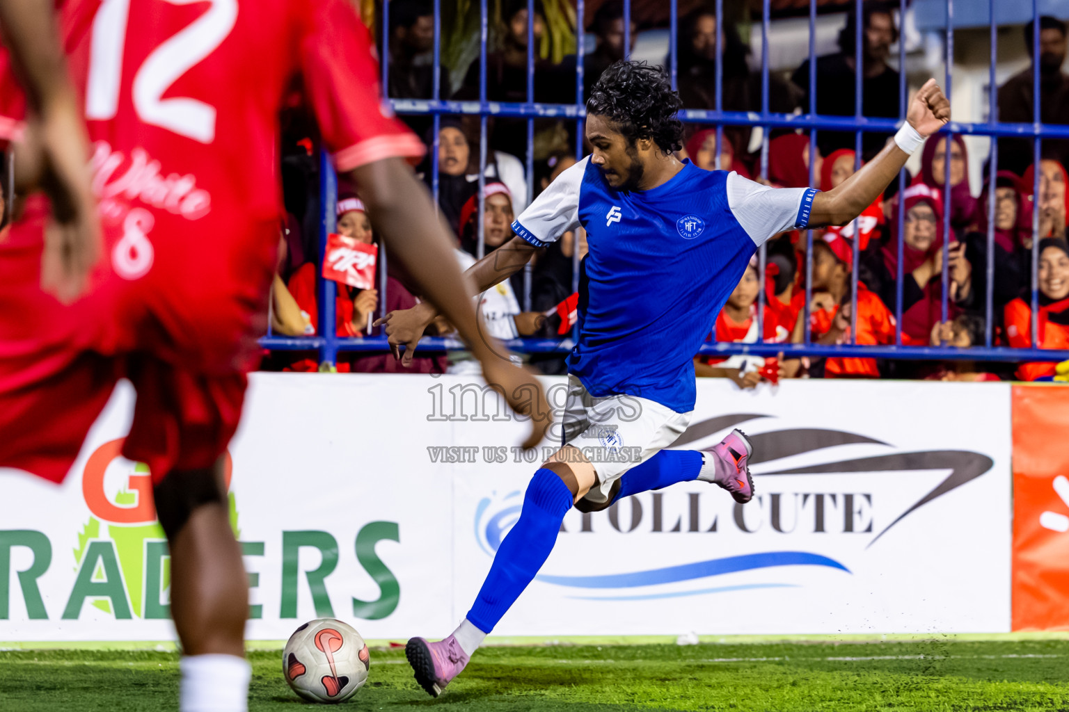 Eydhafushi vs Hithaadhoo in the finals of Better in Baa Futsal Fiesta 2025 Men's division held in B. Eydhafushi, Maldives on Monday, 17th November 2025. Photos: Nausham Waheed / images.mv