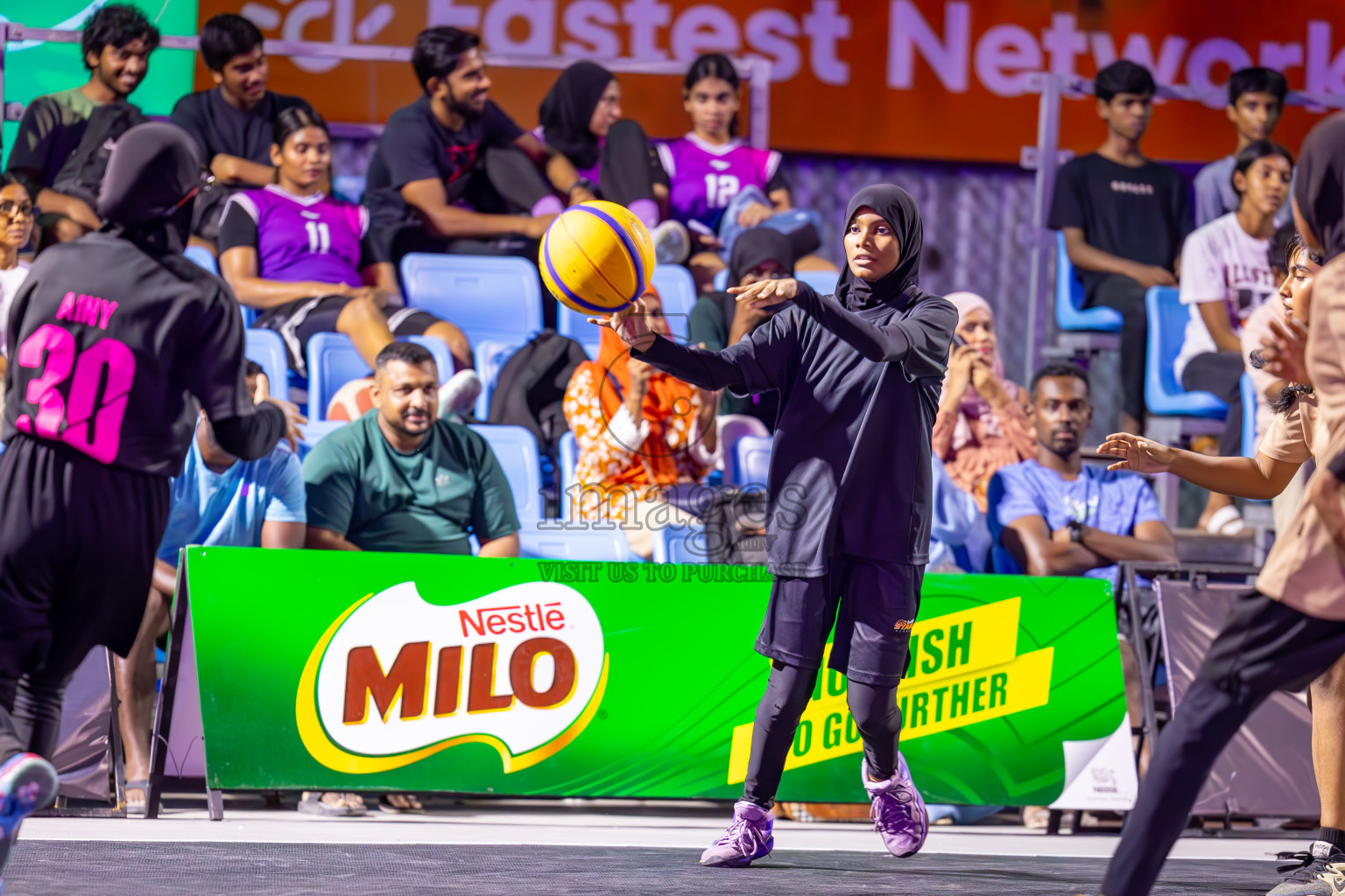 Final Day of MILO Ramadan 3x3 Challenge 2024 was held in Ekuveni Outdoor Basketball Court at Male', Maldives on Tuesday, 19th March 2024.
Photos: Ismail Thoriq / images.mv