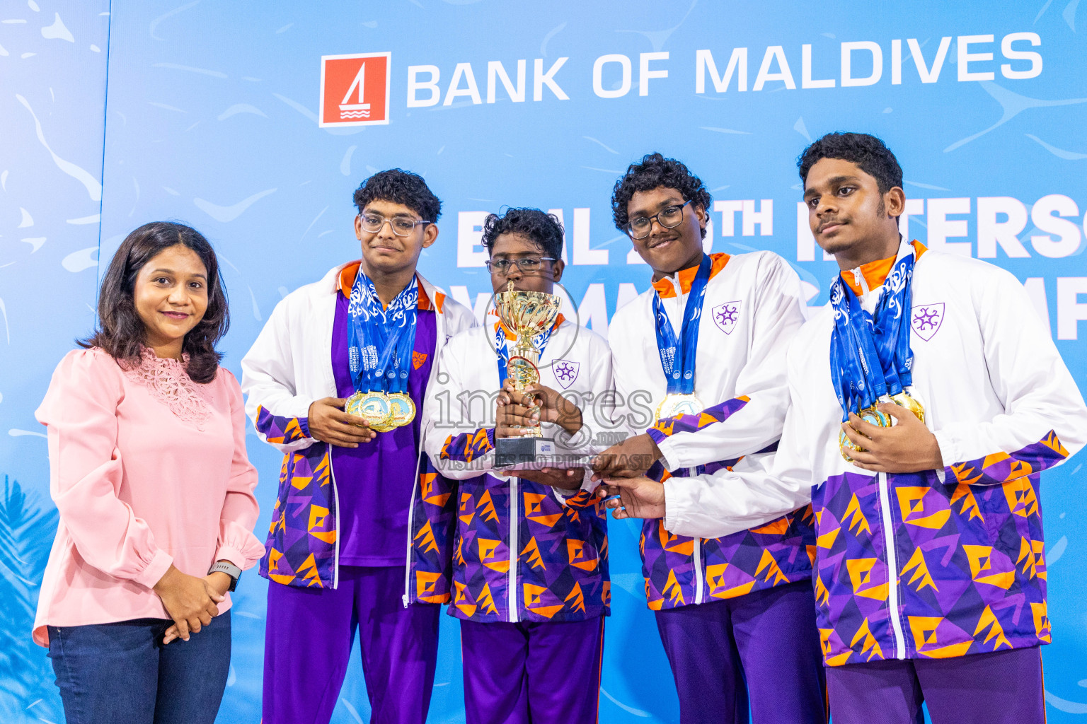 Closing ceremony of BML 20th Inter-School Swimming Competition was held in Hulhumale' Swimming Complex on Saturday, 19th October 2024. 
Photos: Ismail Thoriq