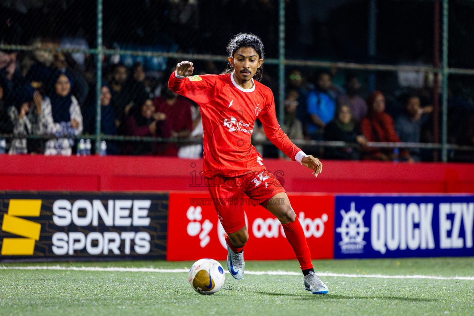 F Dharanboodhoo VS F Nilandhoo in Day 7 of Golden Futsal Challenge 2025 was held on Saturday, 11th January 2025, in Hulhumale', Maldives Photos: Nausham Waheed / images.mv