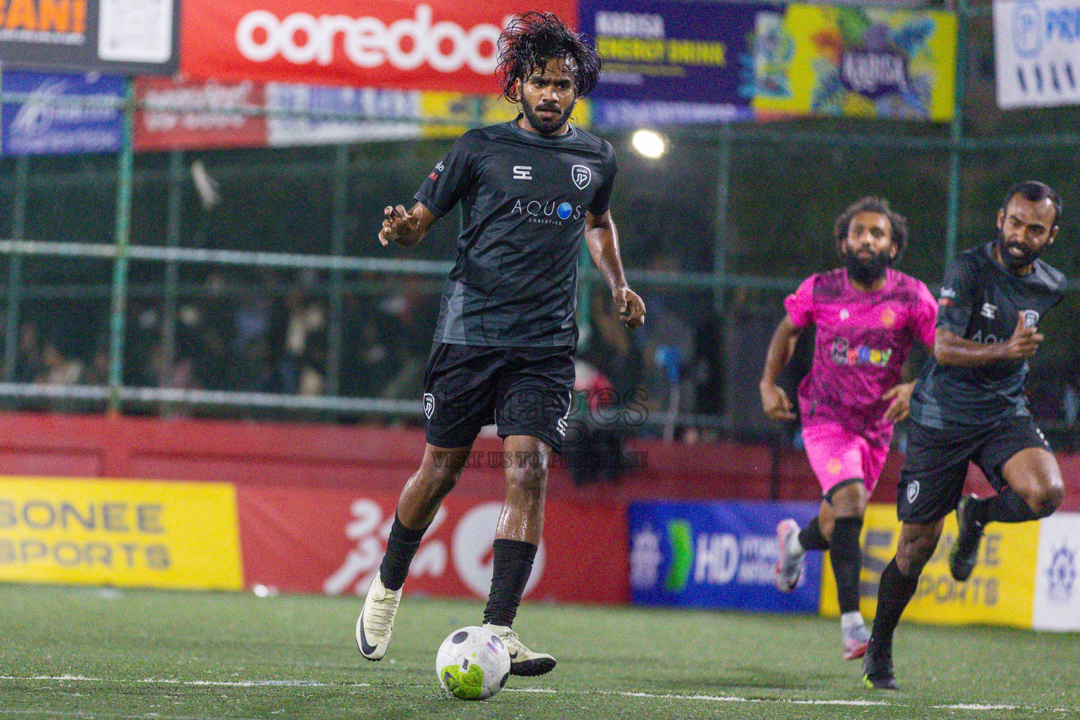 Machchangoalhi vs Maafannu on Day 34 of Golden Futsal Challenge 2024 was held on Monday, 19th February 2024, in Hulhumale', Maldives
Photos: Ismail Thoriq / images.mv