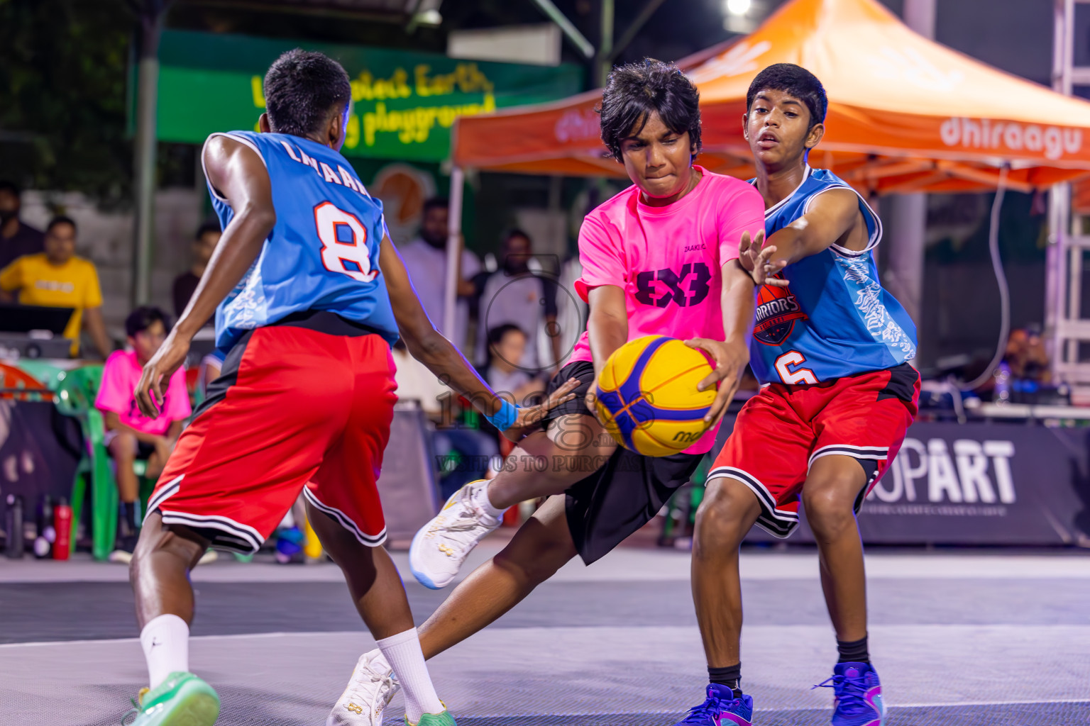 Final Day of MILO Ramadan 3x3 Challenge 2024 was held in Ekuveni Outdoor Basketball Court at Male', Maldives on Tuesday, 19th March 2024.
Photos: Ismail Thoriq / images.mv