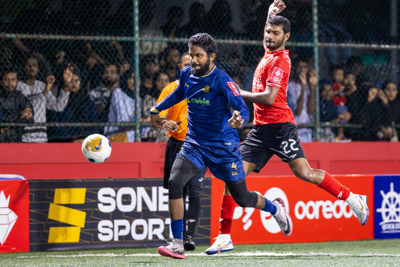 HA Hoarafushi vs HA Maarandhoo in Day 9 of Golden Futsal Challenge 2025 was held on Monday, 13th January 2025, in Hulhumale', Maldives
Photos: Ismail Thoriq / images.mv