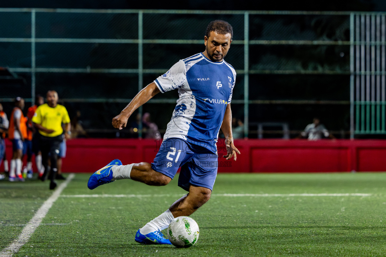 Roseware vs Villa Travels in Day 7 of Office League 2025 was held on Tuesday, 22nd April 2025 in Hulhumale', Maldives. Photos: Nausham Waheed / images.mv