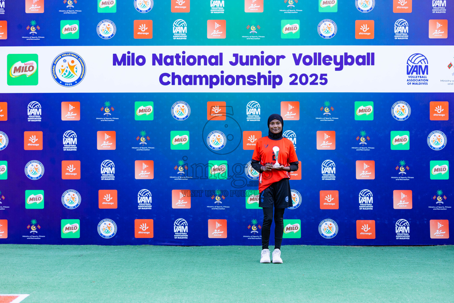 Villigili Z. Jamihyya vs Raajje Volley Club in Semi Finals of Milo National Junior Volleyball Championship 2025 Day 5 was held on Friday, 28th November 2025 at Ekuveni Turf Court Male', Maldives. Photos: Areef Adam / images.mv