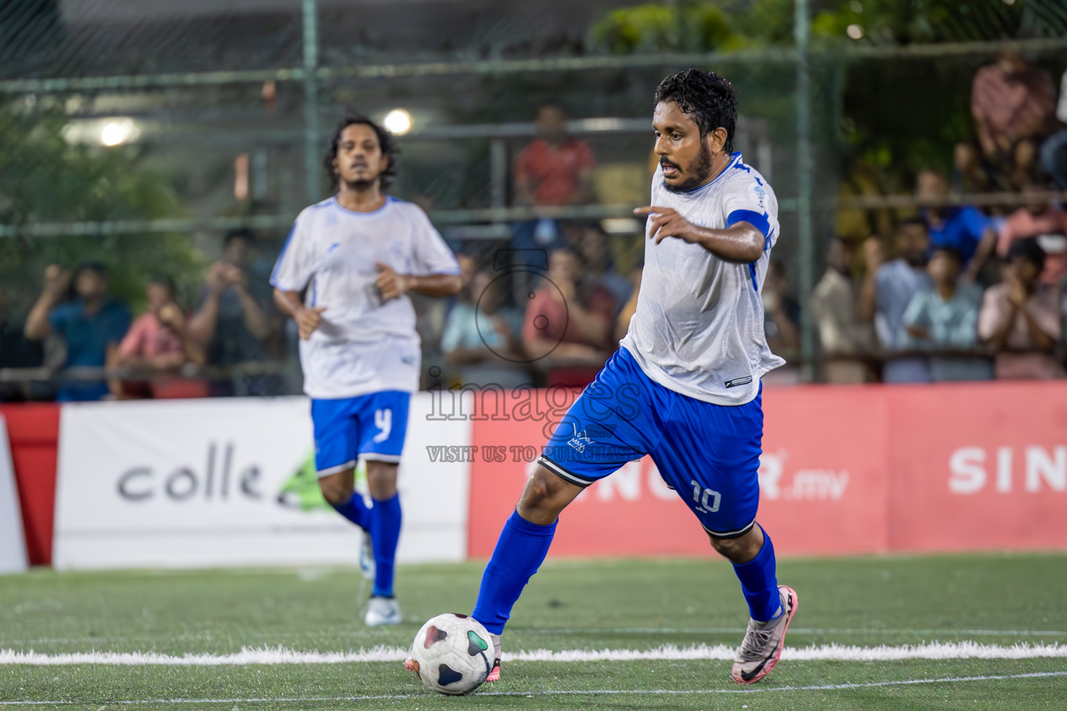 Team Badhahi vs Kulhivaru Vuzaara Club in the Semi-finals of Club Maldives Classic 2024 held in Rehendi Futsal Ground, Hulhumale', Maldives on Thursday, 19th September 2024. Photos: Ismail Thoriq / images.mv