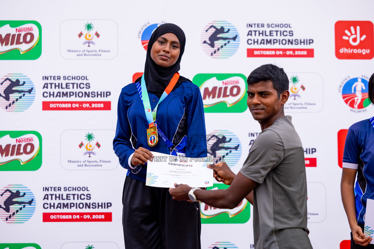 Day 4 of Inter-school Athletics Championship 2025 held in Ekuveni Synthetic Track, Male', Maldives on Thursday, 09th October 2025. Photos by: Nausham Waheed / Images.mv