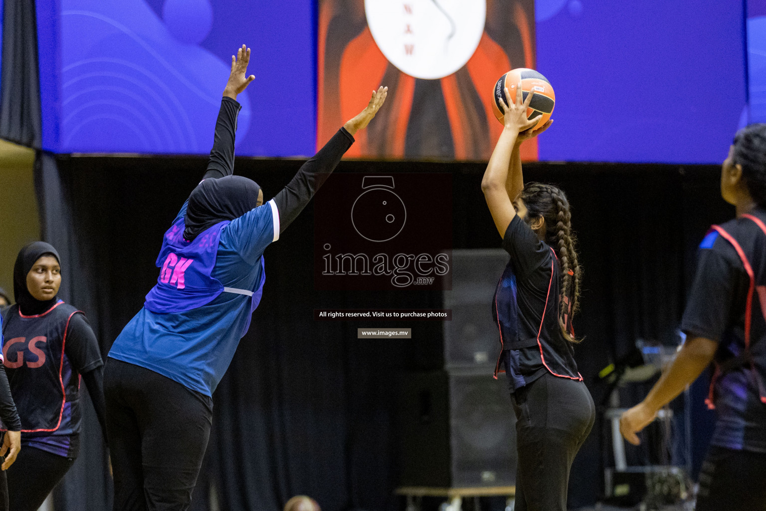 Xenith Sports Club vs Youth United Sports Club in the Milo National Netball Tournament 2022 on 18 July 2022, held in Social Center, Male', Maldives. Photographer: Shuu, Hassan Simah / Images.mv