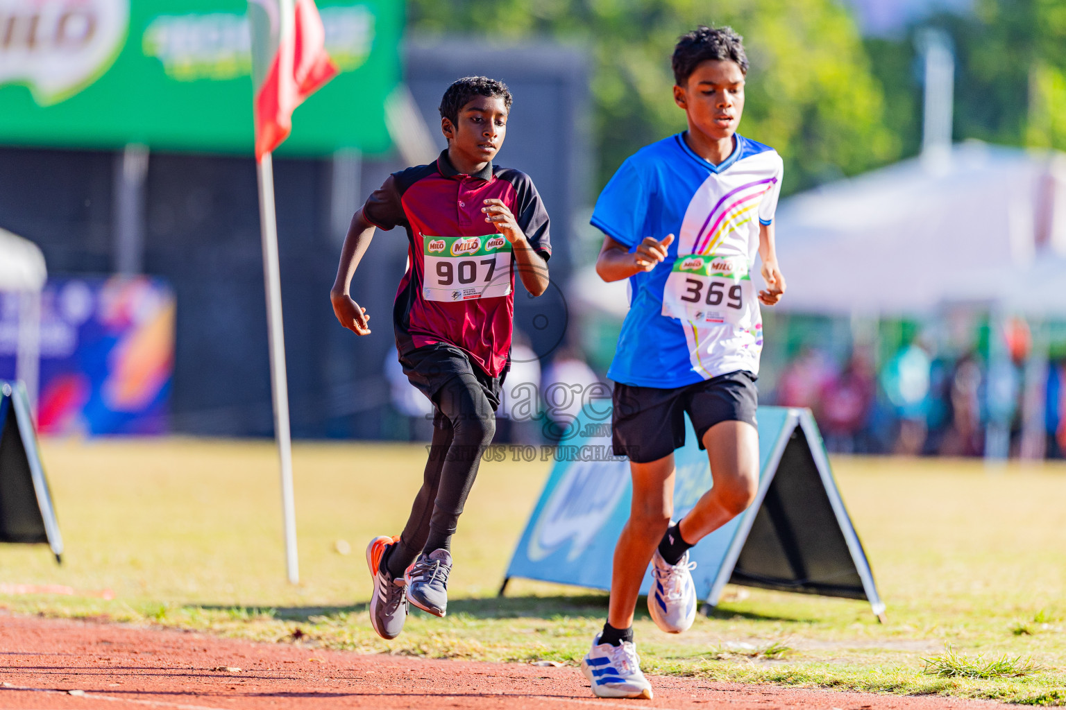 Day 1 of Inter-school Athletics Championship 2025 held in Ekuveni Synthetic Track, Male', Maldives on Monday, 06th October 2025. Photos by: Areef Adam  / Images.mv
