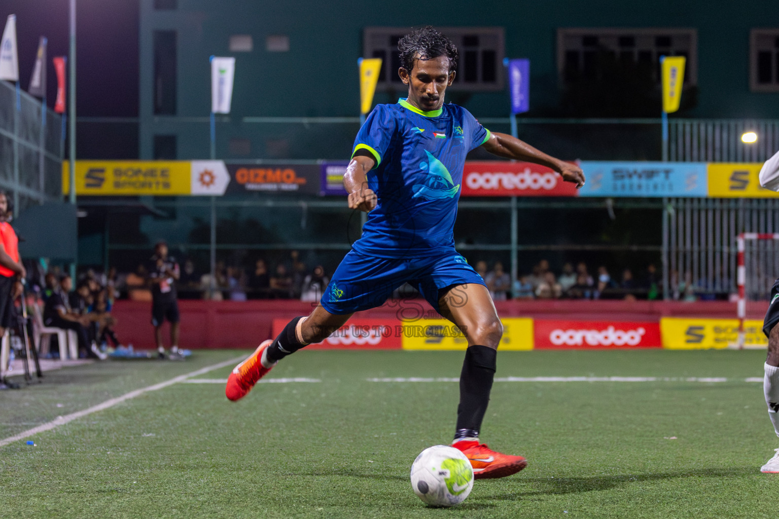 H.Dh Makunudhoo vs H.Dh Finey in Day 6 of Golden Futsal Challenge 2024 was held on Saturday, 20th January 2024, in Hulhumale', Maldives Photos: Mohamed Mahfooz Moosa / images.mv