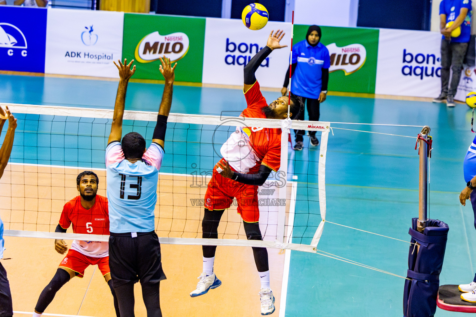 City Sports Club vs Blues for Volleyball in Day 3 of MILO VAM Cup 2024 Men's Division was held in Social Center Indoor Hall on Wednesday, 30th October 2024. Photos: Nausham Waheed / images.mv