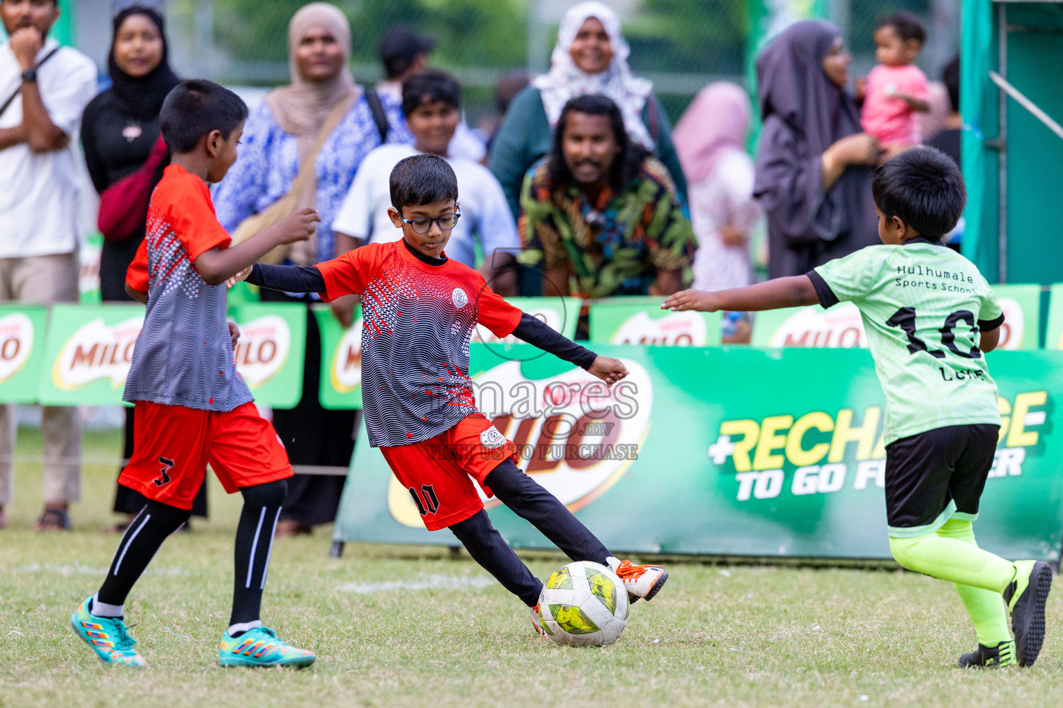 Day 2 of MILO SVAM Juniors 2025 (U-8) was held at Henveiru Stadium in Male', Maldives on Friday, 27th June 2025. 

Photos: Hassan Simah / images.mv