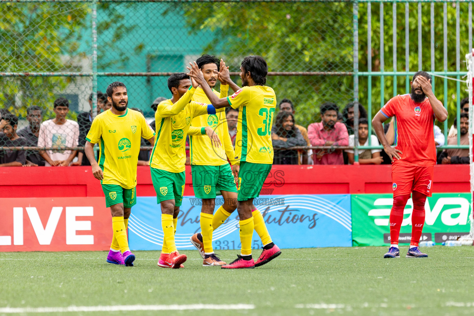 GDh Vaadhoo VS GDh Thinadhoo in Atoll Round Semi-Final on Day 20 of Golden Futsal Challenge 2025 was held on Friday, 24 January 2025, in Hulhumale', Maldives. Photos: Hassan Simah / images.mv