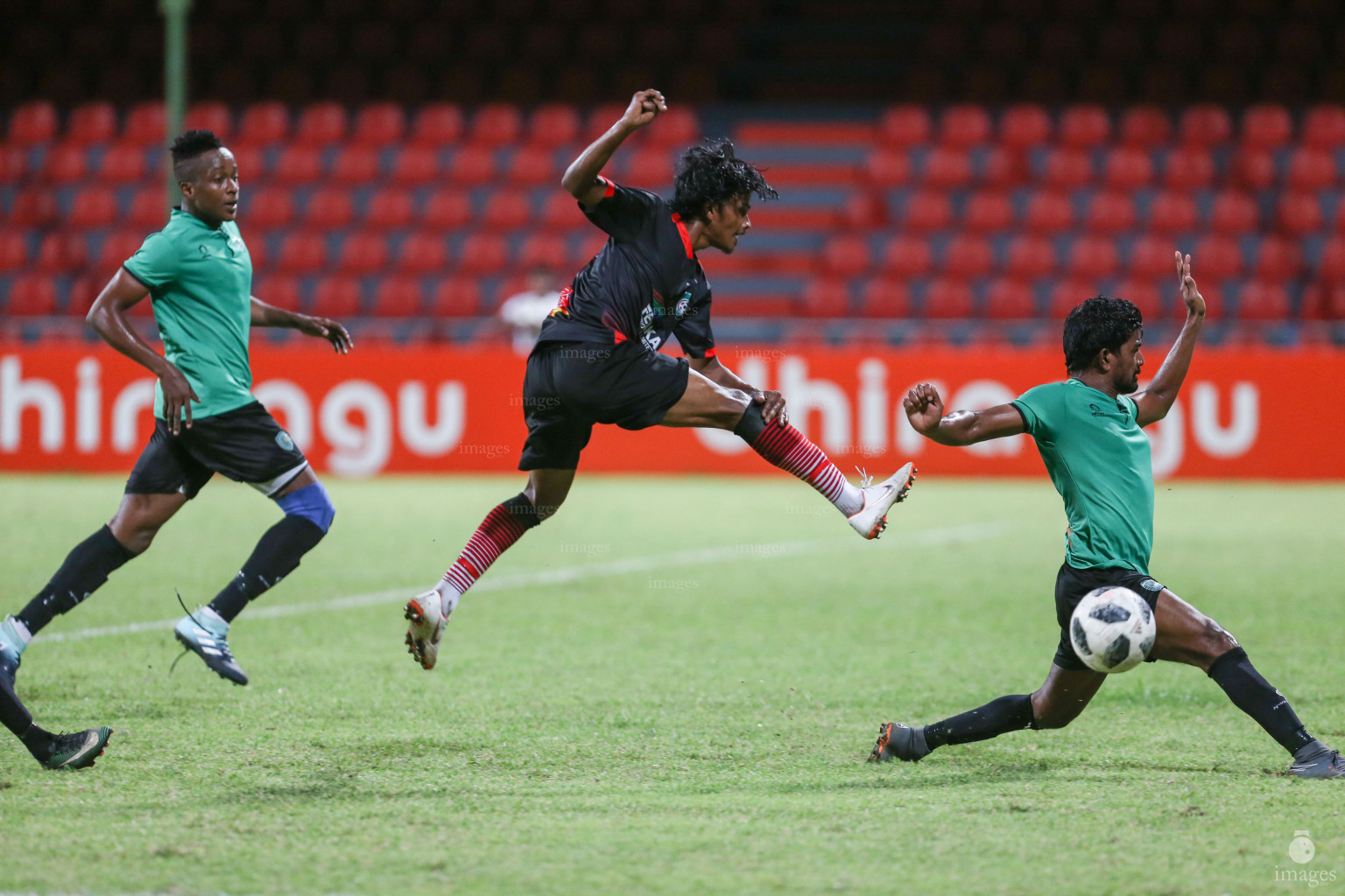 Dhiraagu Dhivehi Premier League 2018Fehendhoo vs Foakaidhoo, Male' Maldives, Thursday, September 27, 2018 (Images.mv Photo/Suadh Abdul Sattar)