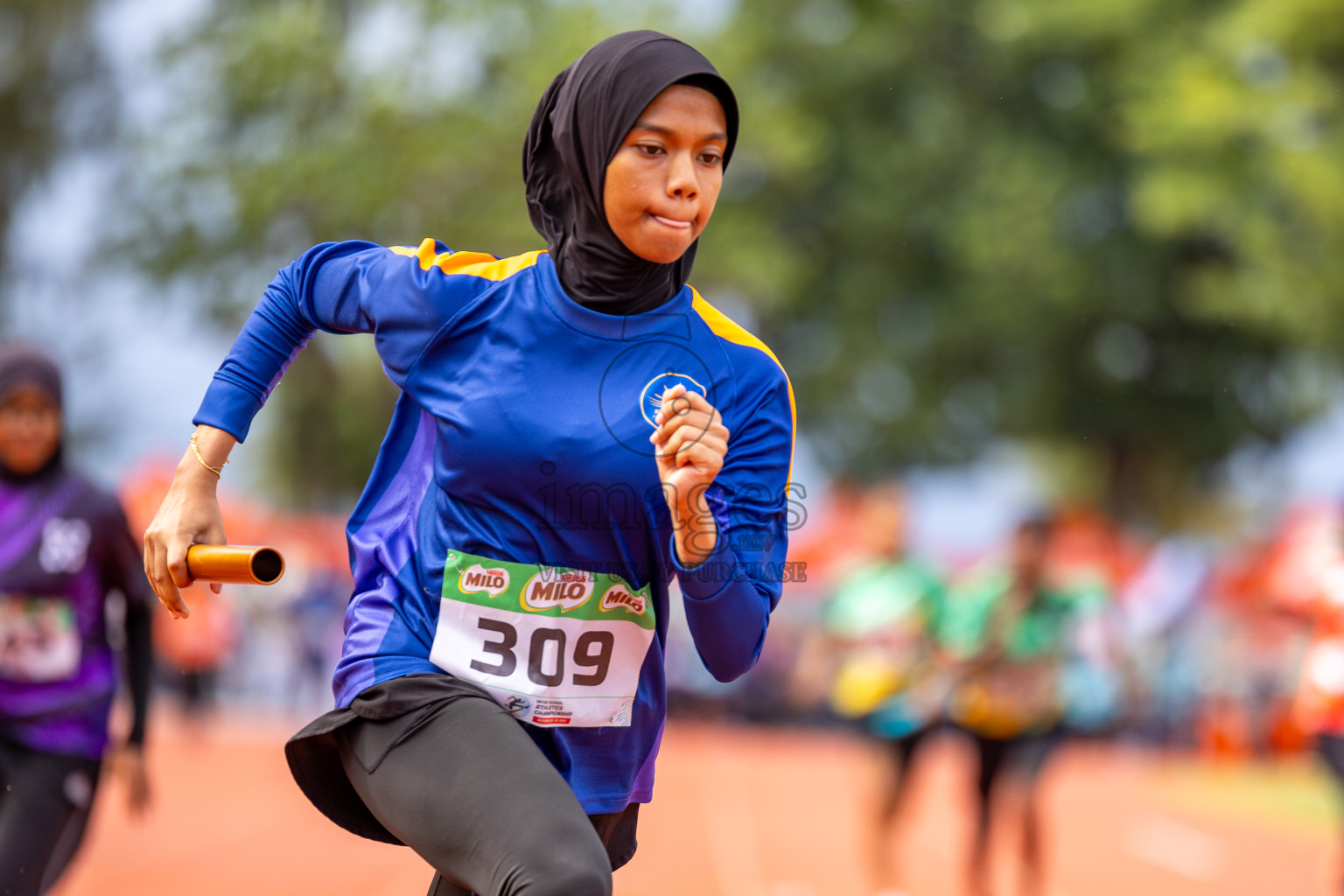 Day 6 of Inter-school Athletics Championship 2025 held in Ekuveni Synthetic Track, Male', Maldives on Sunday, 12th October 2025. Photos by: Ismail Thoriq / Images.mv
