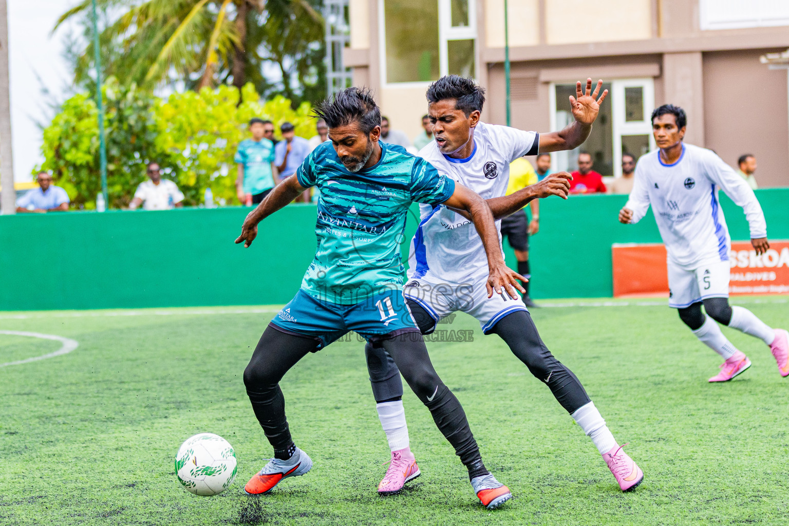 Waldord Astoria vs Anantara in Resort League 2025 (South Male Zone) day 12 was held on Monday, 13th October 2025 in Crossroads's Maldives, Photos: Areef Adam / images.mv