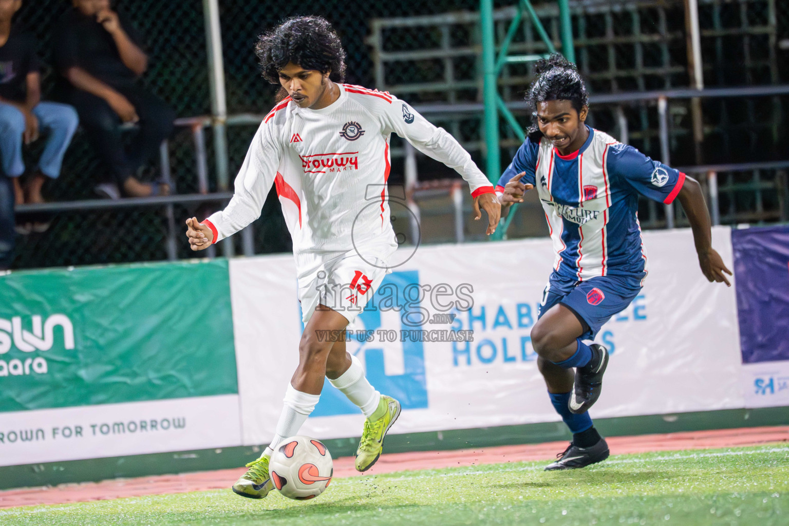 Maahinne UTD VS Outreef SC in Day 1 - Fonadhoo Youth Futsal Challenge 2025 was held in Fonadhoo Futsal Stadium, L. Fonadhoo, Maldives on Sunday, 26th October 2025 Photos: Arif Rasheed / images.mv