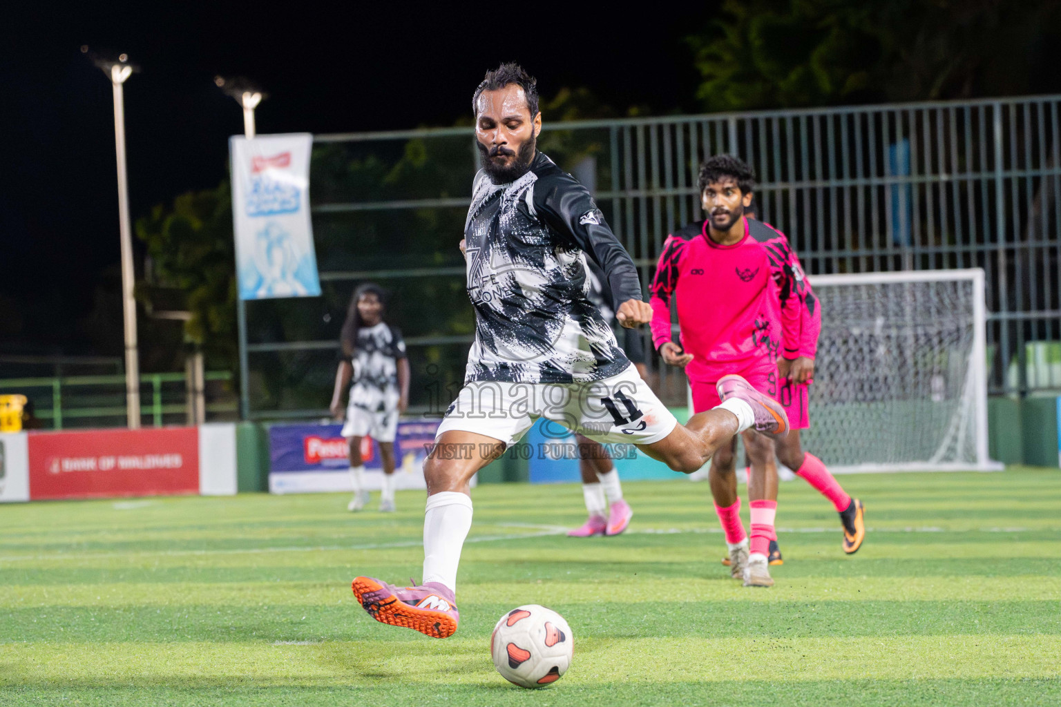 BG SC VS Goalhians in Day 3 - Fonadhoo Youth Futsal Challenge 2025 held in Fonadhoo Futsal Stadium, L. Fonadhoo, Maldives on Tuesdat, 28th October 2025 Photos: Arif Rasheed / images.mv