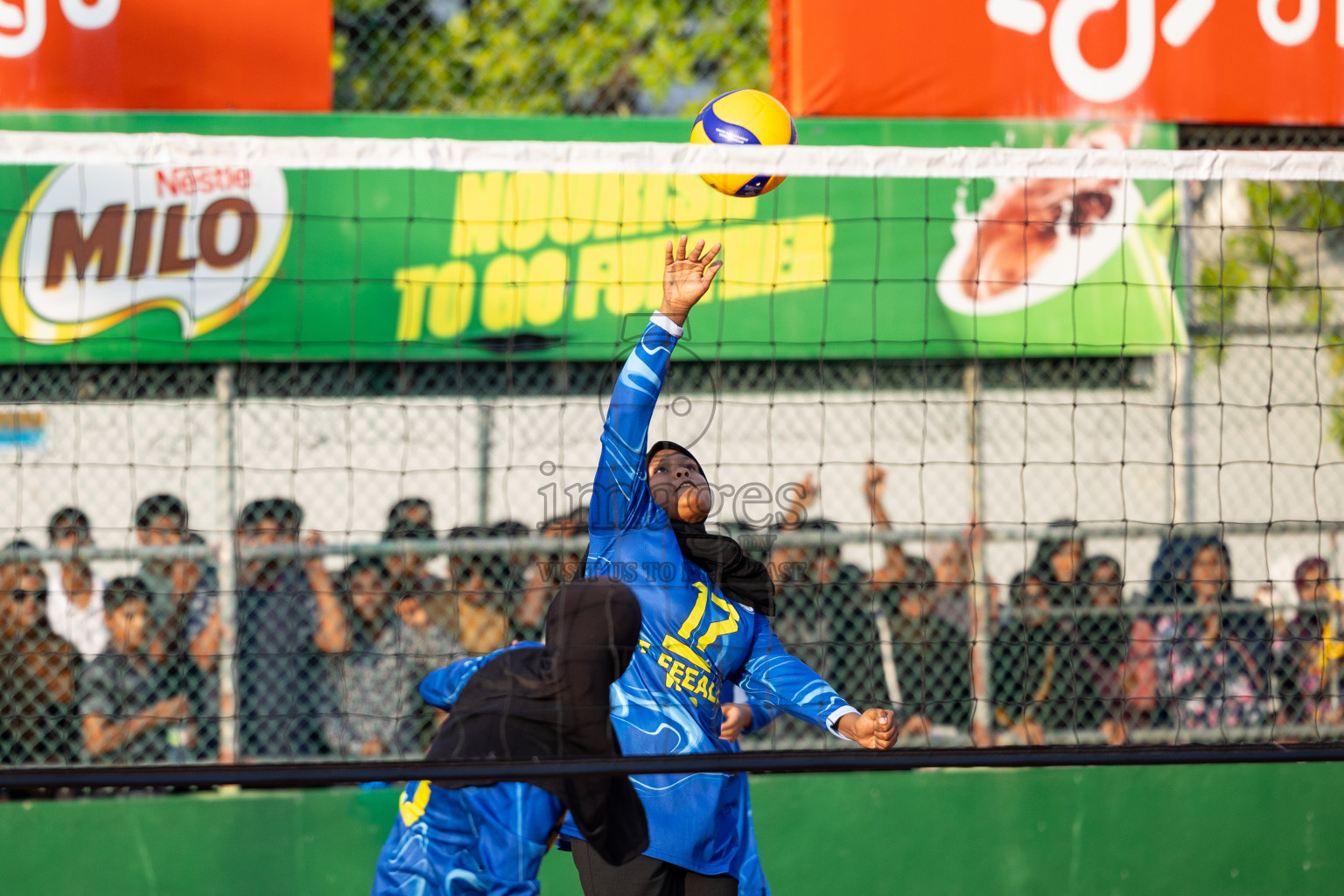 Day 10 of Interschool Volleyball Tournament 2024 was held in Ekuveni Volleyball Court at Male', Maldives on Sunday, 1st December 2024.
Photos: Ismail Thoriq / images.mv