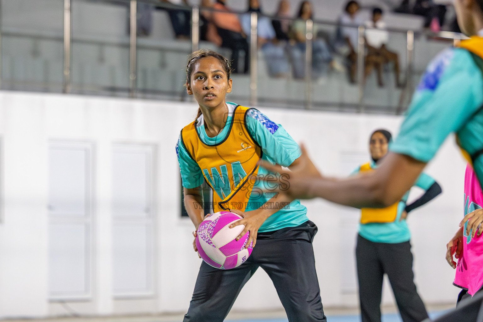 MV Netters vs United Unity Sports Club in Division 2 of of National Netball Tournament 2025 held in Ekuveni Netball Court at Male', Maldives on Thursday, 22nd May 2025. Photos: Mohamed Mahfooz Moosa / images.mv