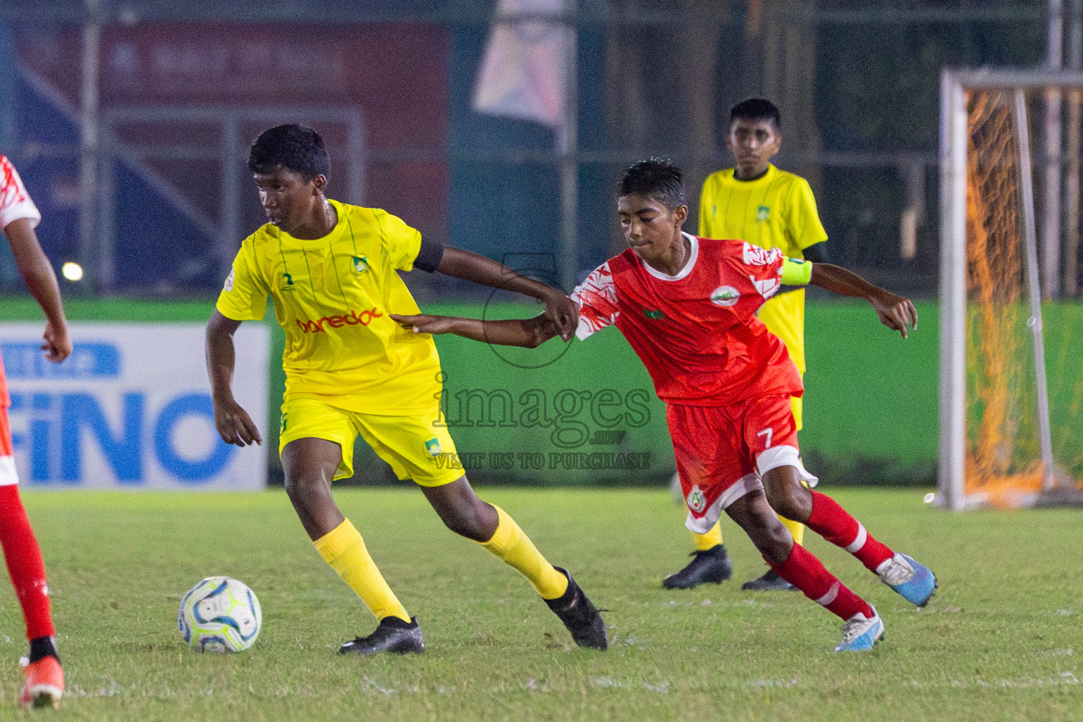 Maziya vs Hurriya (U12) in Day 4 of Dhivehi Youth League 2024 held at Henveiru Stadium on Thursday, 28th November 2024. Photos: Shuu Abdul Sattar/ Images.mv