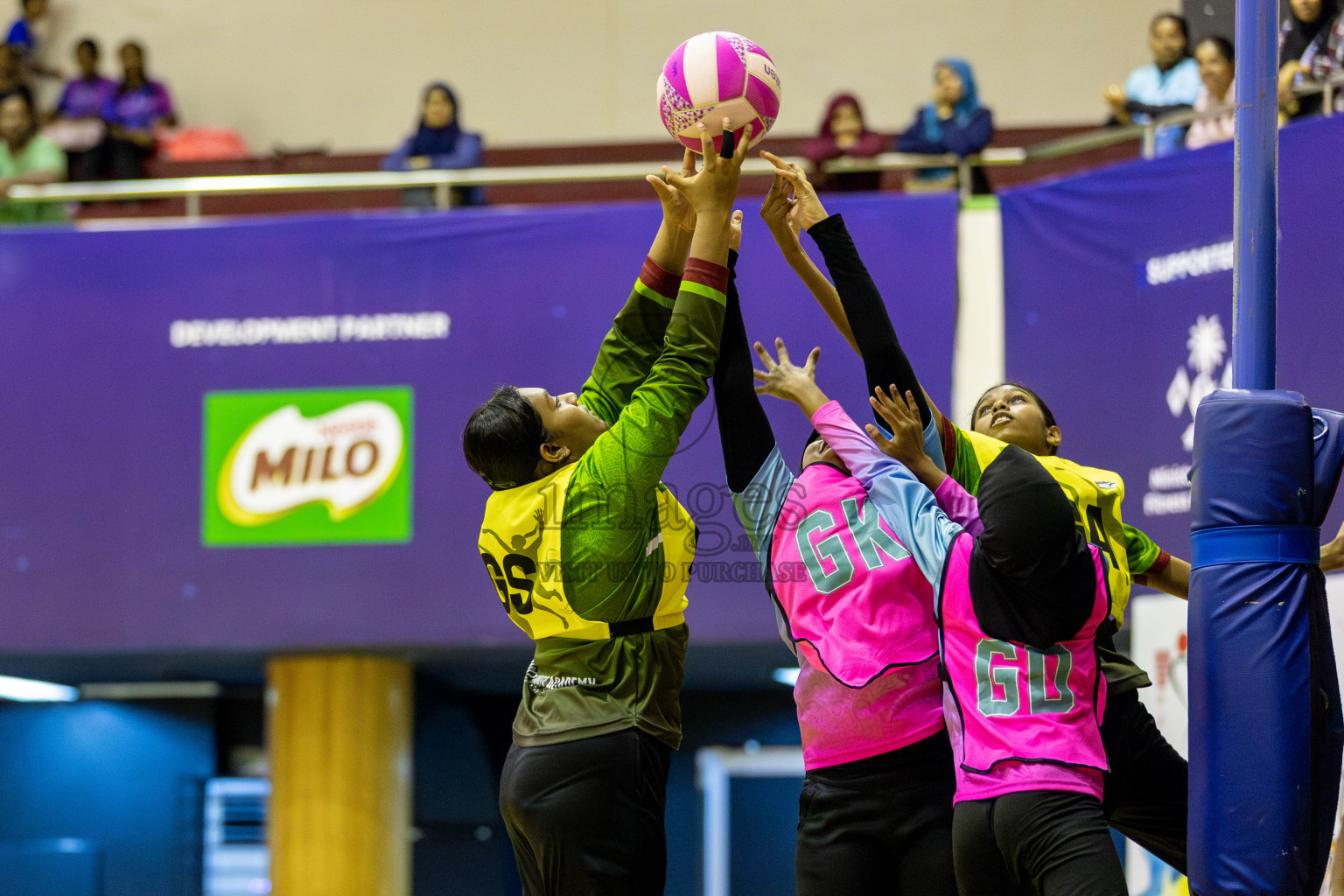 FIONTI Sports Club vs Netkids C in Day 2 of 3rd Junior Championship - Netball association of Maldives, held at Social Center on Monday 20th January 2025 . Photos by Shuu Abdul Sattar