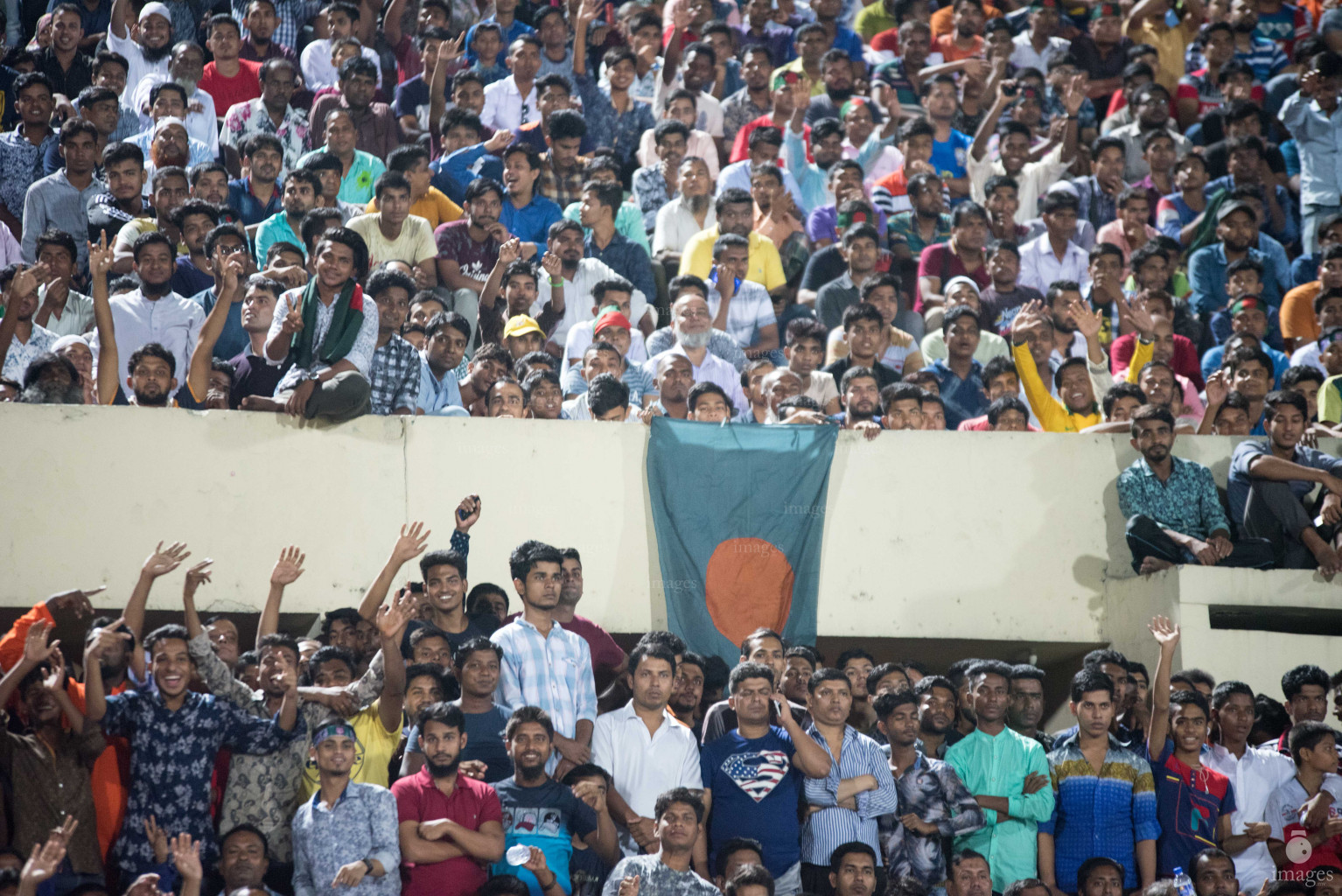 Bangladesh vs Nepal in SAFF Suzuki Cup 2018 in Dhaka, Bangladesh, Saturday, September 08, 2018. (Images.mv Photo/Ismail Thoriq)