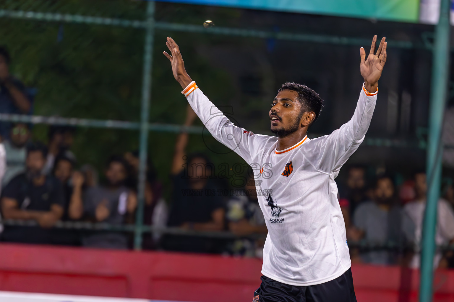 Th Veymandoo vs Th Hirilandhoo in Day 11 of Golden Futsal Challenge 2024 was held on Thursday, 25th January 2024, in Hulhumale', Maldives
Photos: Ismail Thoriq / images.mv