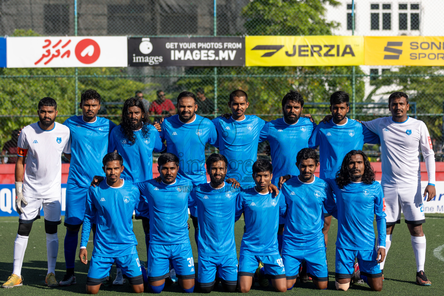 R Alifushi vs R Meedhoo in Day 5 of Golden Futsal Challenge 2024 was held on Friday, 19th January 2024, in Hulhumale', Maldives Photos: Mohamed Mahfooz Moosa / images.mv