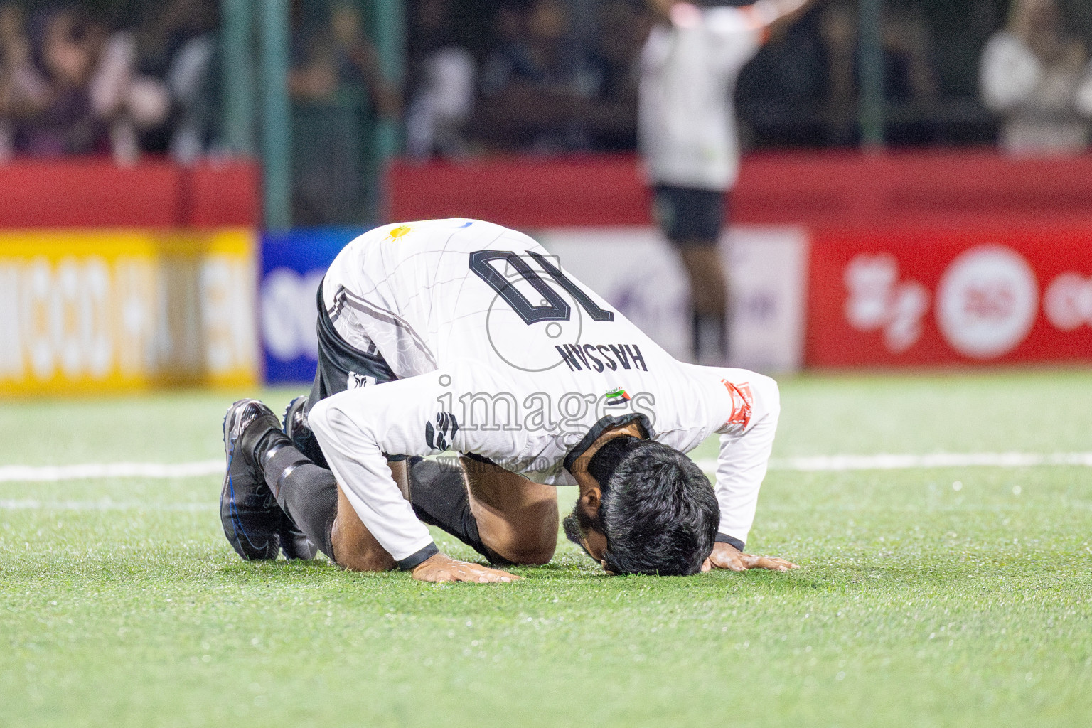 N Miladhoo vs Sh Milandhoo in zone round on Day 29 of Golden Futsal Challenge 2025 was held on Sunday , 2nd February 2025, in Hulhumale', Maldives. Photos: Shuu Abdul Sattar / images.mv