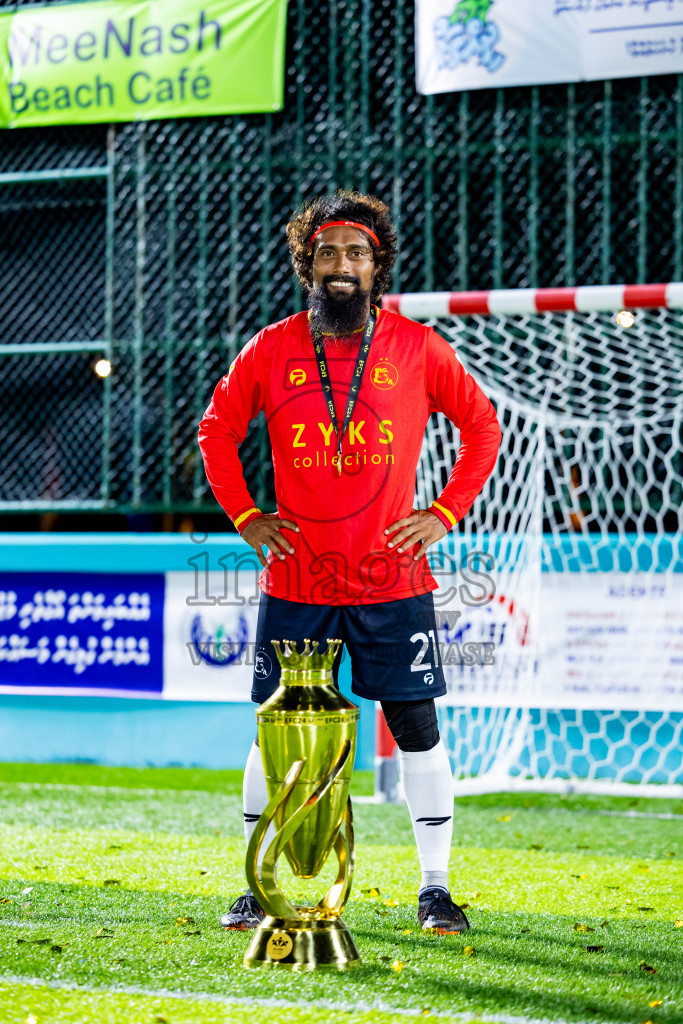 Dee Ess Kay vs Kovigoani in Final of Laamehi Dhiggaru Ekuveri Futsal Challenge 2024 was held on Wednesday, 31st July 2024, at Dhiggaru Futsal Ground, Dhiggaru, Maldives Photos: Nausham Waheed / images.mv