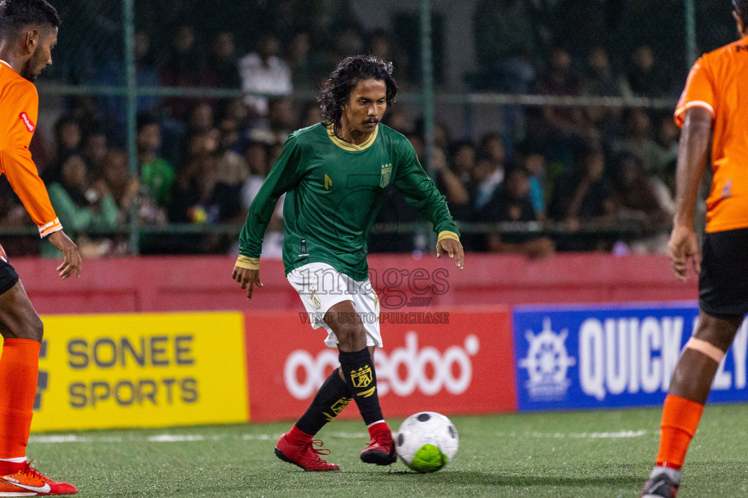 Th Thimarafushi vs Th Hirilandhoo in Day 3 of Golden Futsal Challenge 2024 was held on Wednesday, 17th January 2024, in Hulhumale', Maldives
Photos: Ismail Thoriq / images.mv