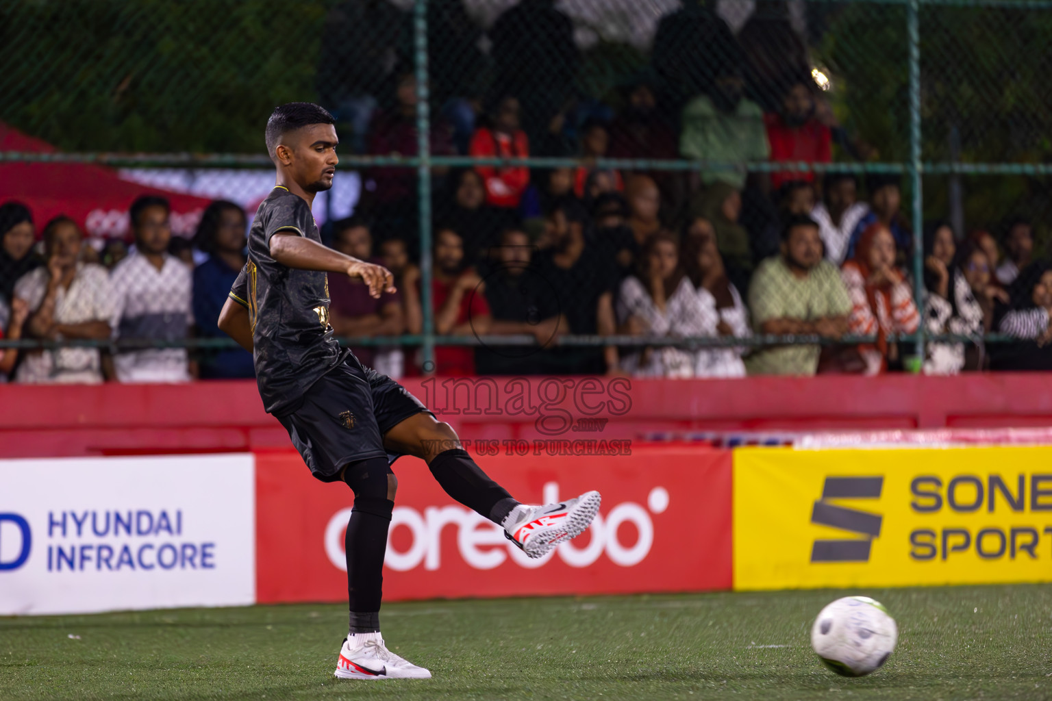 HA Kelaa vs HA Utheemu in Day 9 of Golden Futsal Challenge 2024 was held on Tuesday, 23rd January 2024, in Hulhumale', Maldives
Photos: Ismail Thoriq / images.mv