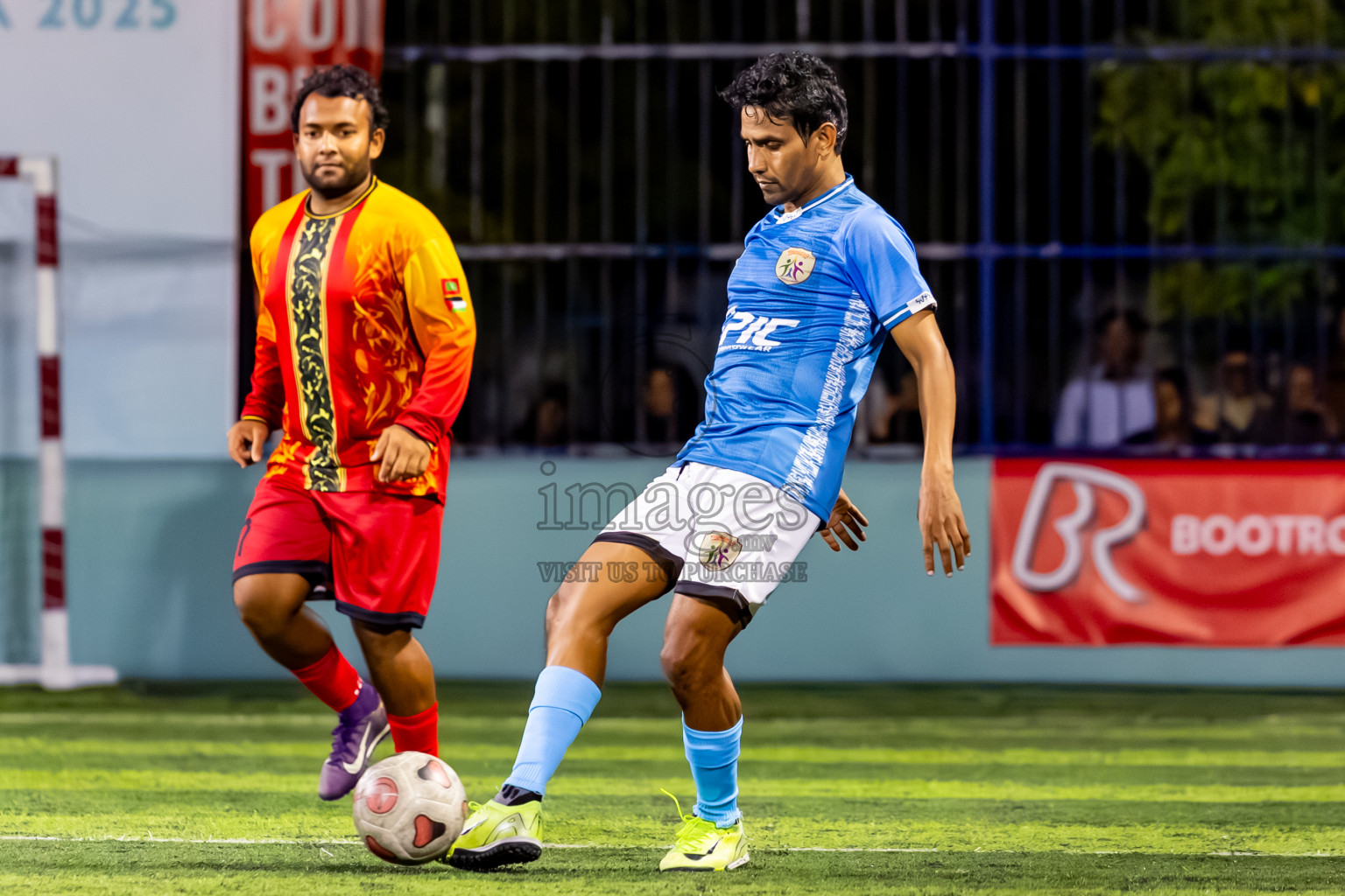 Kudarikilu vs Thulhaadhoo in Day 6 of Better in Baa Futsal Fiesta 2025 Men's division held in B. Eydhafushi, Maldives on Monday, 10th November 2025. Photos: Nausham Waheed / images.mv