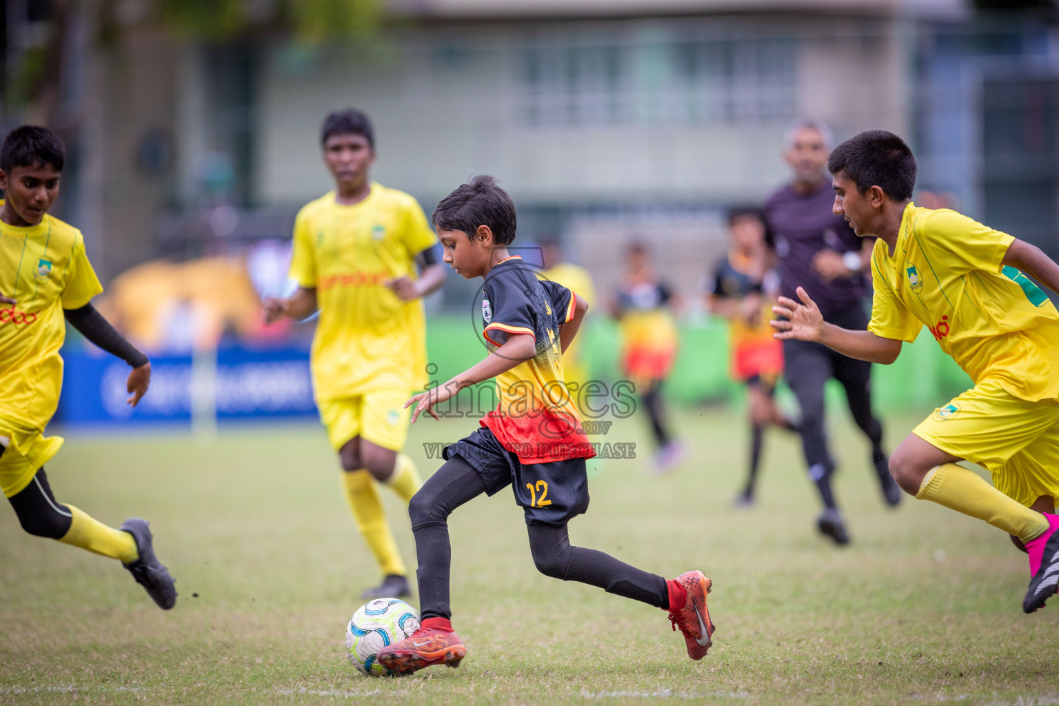 Eagles vs Maziya (U12) in Dhivehi Youth League 2024 - Day 2. Matches held at Henveiru Stadium on 22nd November 2024 , Friday. Photos: Shuu Abdul Sattar/ Images.mv