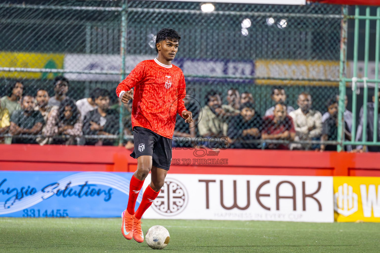Dh Maaenboodhoo vs Dh Kudahuvadhoo in Dhaalu Atoll Finals in Day 25 of Golden Futsal Challenge 2025 was held on Wednesday , 28th January 2025, in Hulhumale', Maldives. Photos: Ismail Thoriq / images.mv