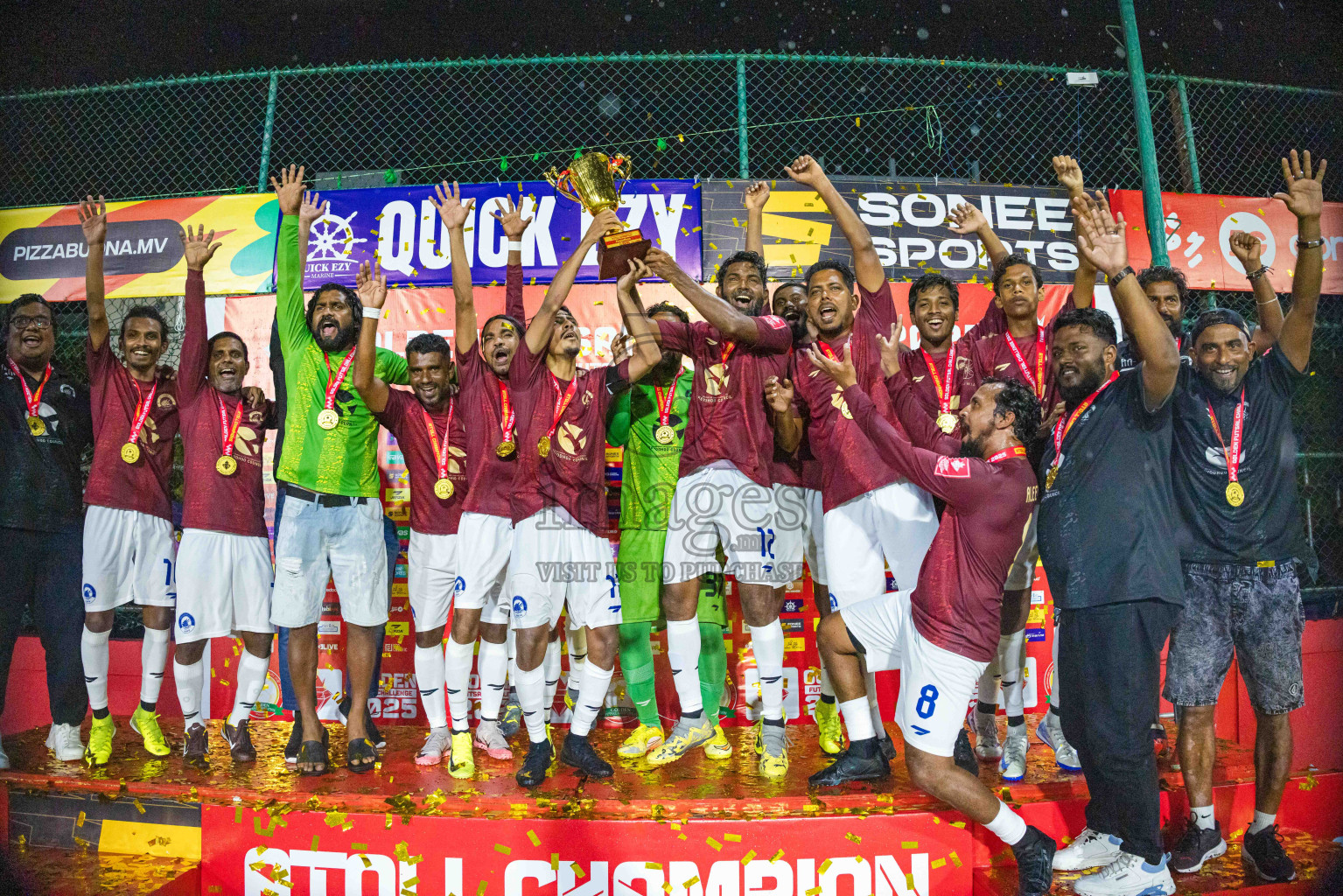 V Felidhoo vs V Keyodhoo in Atoll Round Final on Day 22 of Golden Futsal Challenge 2025 was held on Sunday , 26th January 2025, in Hulhumale', Maldives.
Photos: Ismail Thoriq / images.mv