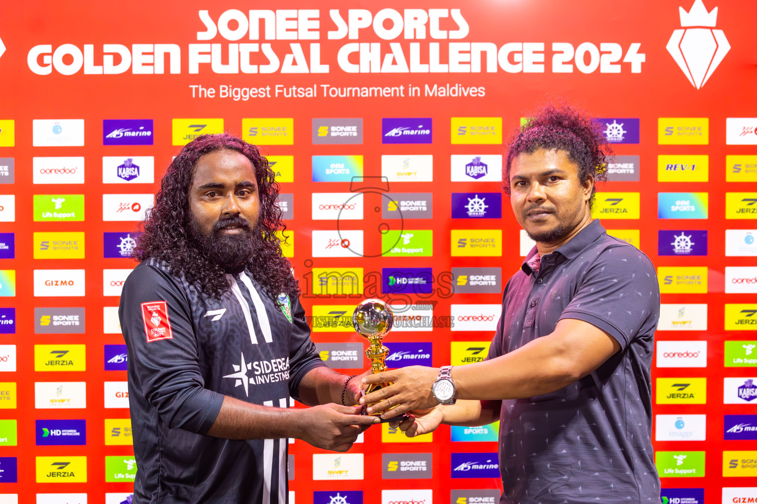 S Hithadhoo vs S Maradhoofeydhoo in Day 21 of Golden Futsal Challenge 2024 was held on Sunday , 4th February 2024 in Hulhumale', Maldives
Photos: Ismail Thoriq / images.mv