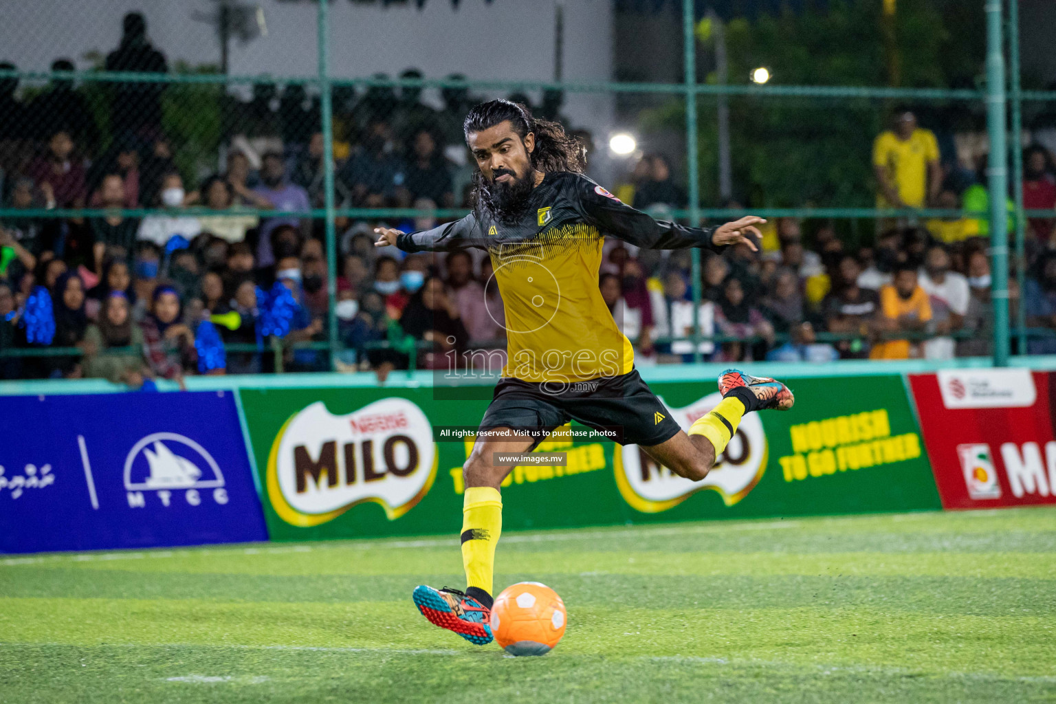 Team FSM Vs Prisons Club in the Semi Finals of Club Maldives 2021 held in Hulhumale, Maldives on 15 December 2021. Photos: Shuu Abdul Sattar / images.mv