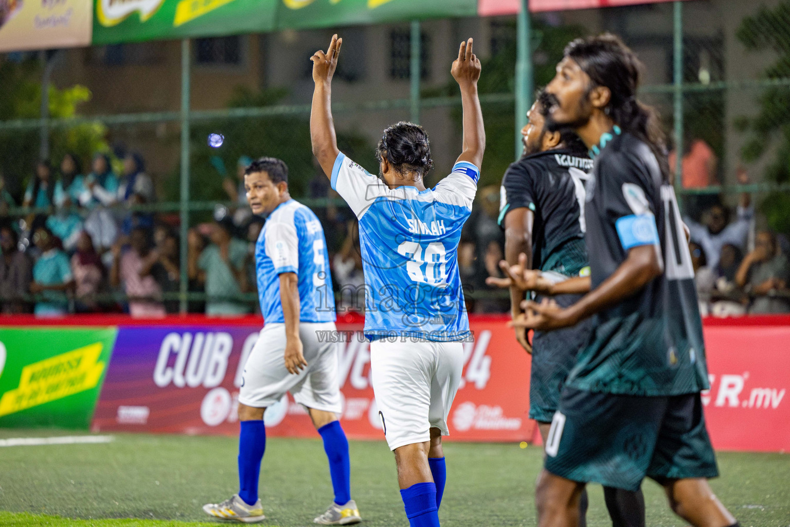 KHAARIJEE VS SDFC in Club Maldives Classic 2024 held in Rehendi Futsal Ground, Hulhumale', Maldives on Friday, 6th September 2024. 
Photos: Hassan Simah / images.mv