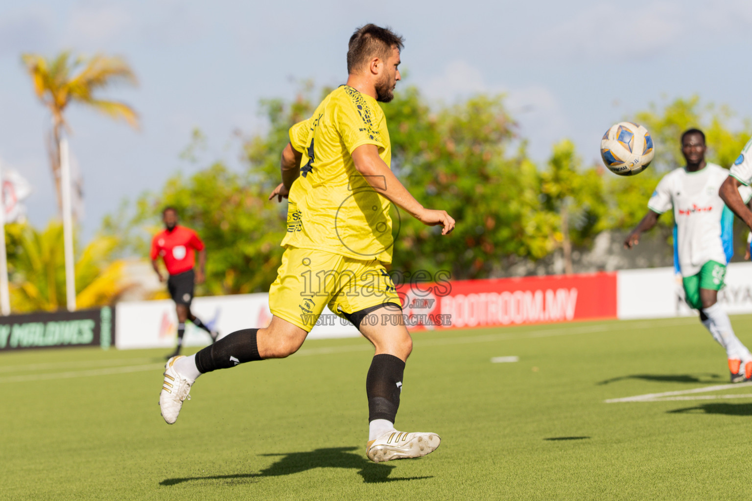 Semi Finals Match 02 Huss Songun FT VS Velaa Sports Club in Day 8 of Eydhafushi Cup 2025 held in Eydhafushi Football Stadium at B. Eydhafushi, Maldives on Saturday, 13th September 2025. Photos: Arif Rasheed / images.mv
