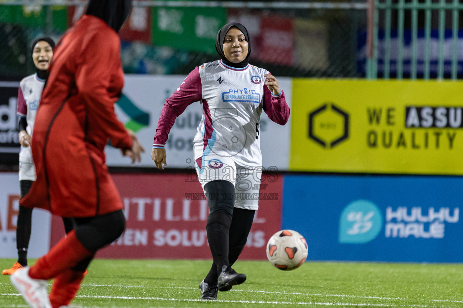 Kulhivaru Vuzaaraa Club vs ACC RC in Eighteen Thirty Classic of Club Maldives Cup 2025 held in Rehendi Futsal Ground, Hulhumale', Maldives on Tuesday, 2rd September 2025. Photos: Areef, Yasna / images.mv
