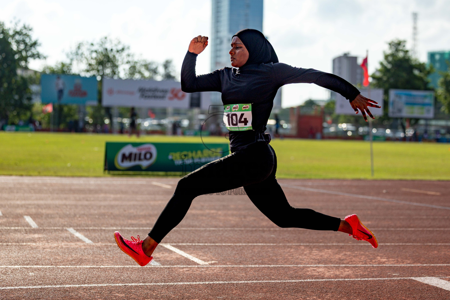 Day 2 of 12th Milo Association Championships was held in Ekuveni Track at Male', Maldives on Friday, 25th April 2025. Photos: Hassan Simah / images.mv