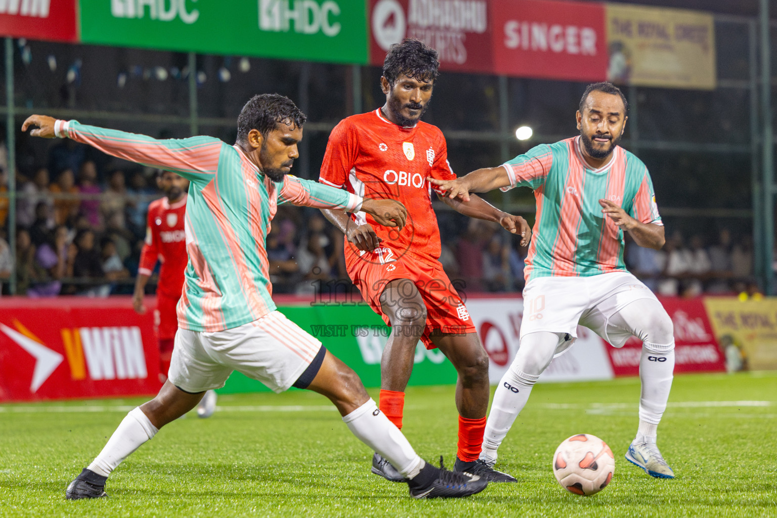 Joali Maldives vs Club Combination (Eydhafushi) in Kings Cup of Club Maldives 2025 was held in Rehendhi Futsal Ground, Hulhumale', Maldives on Saturday, 6th September 2025. Photos: Ismail Thoriq / images.mv