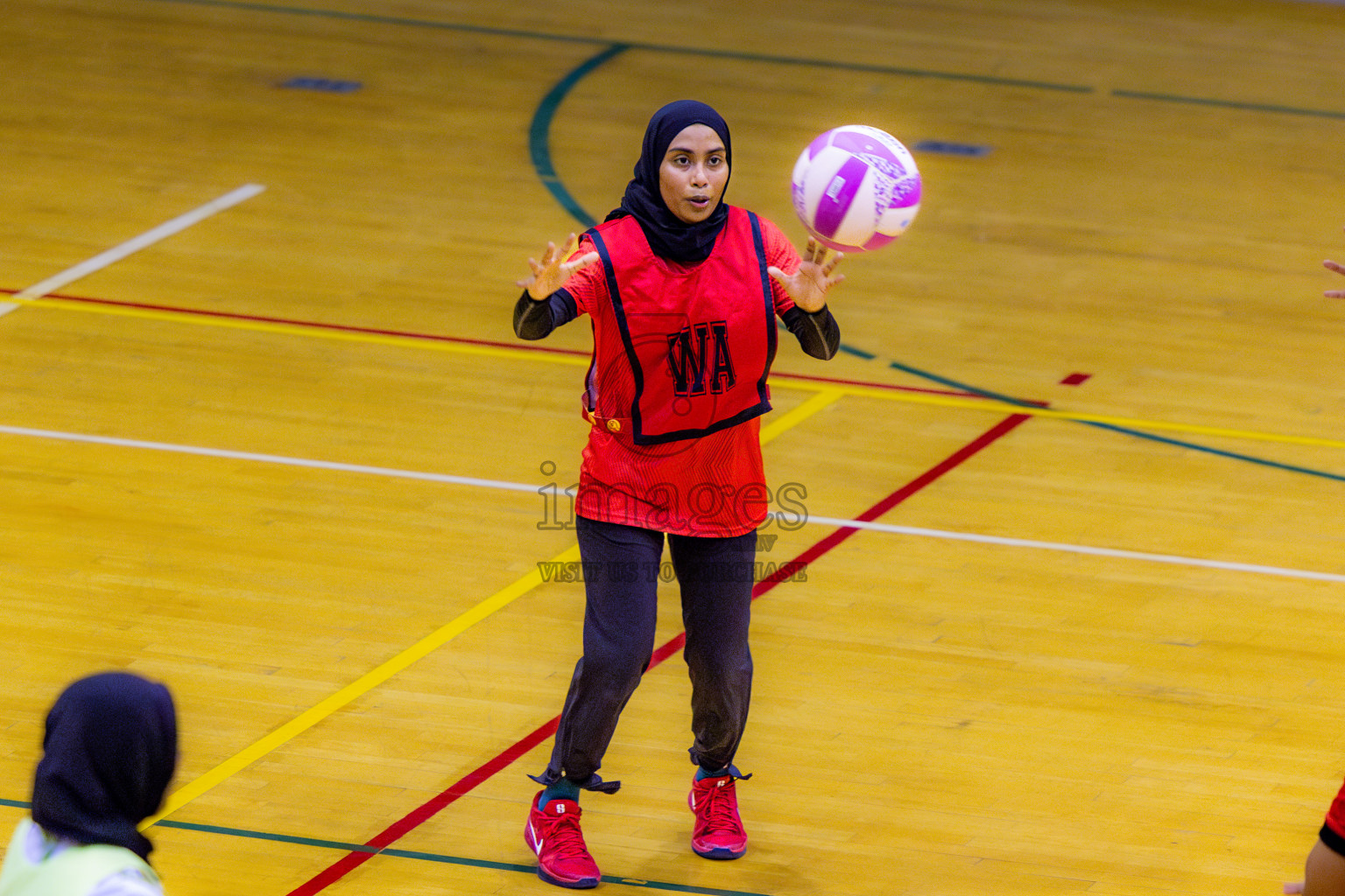 Matrix vs Club green streets in 1st division Final of National Netball Tournament 2025 held in Social Center at Male', Maldives on Thursday, 29th May 2025. Photos: Nausham Waheed / images.mv