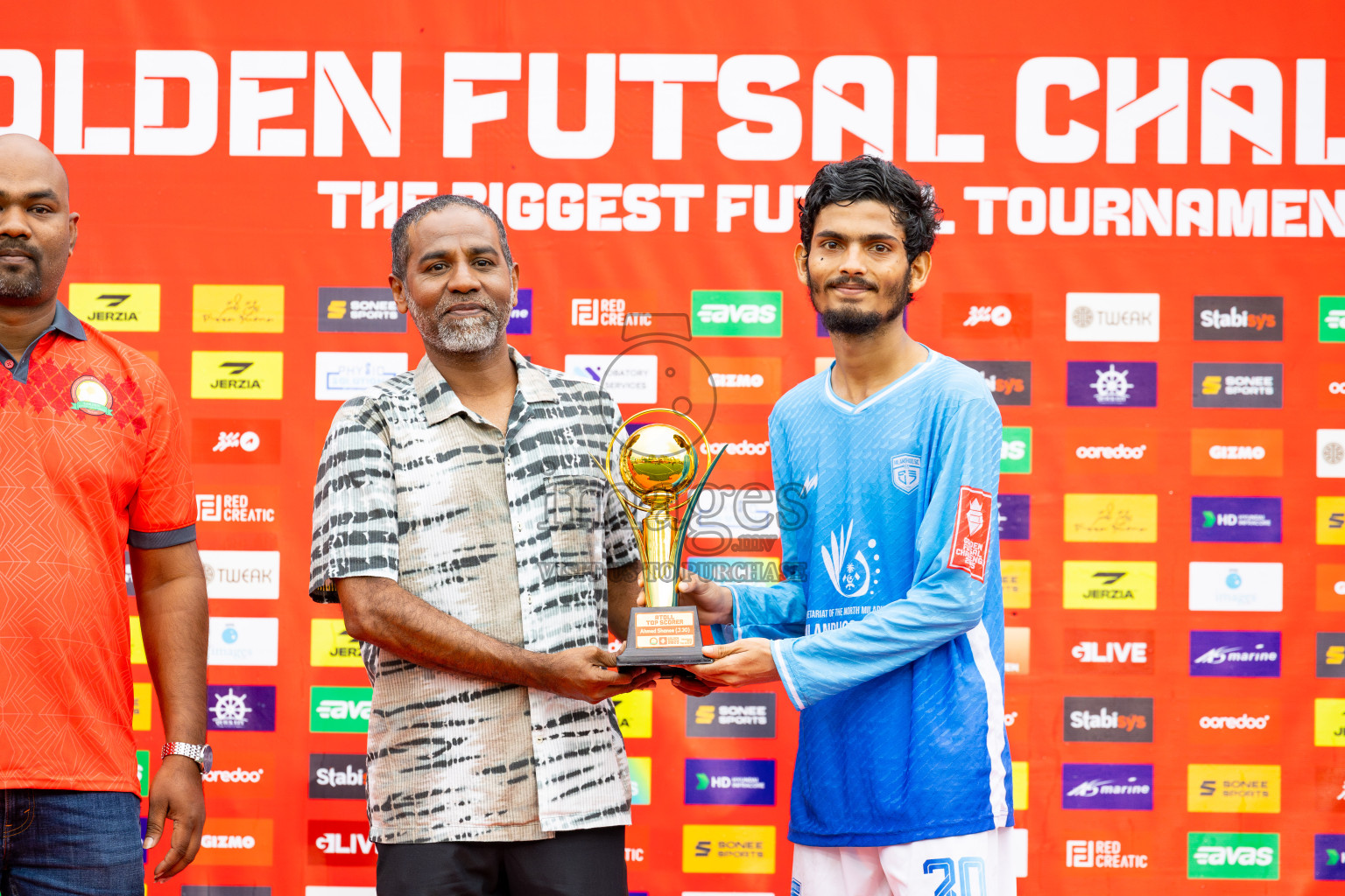 Sh Kanditheemu vs Sh Milandhoo in Day 21 of Golden Futsal Challenge 2025 was held on Saturday , 25th January 2025, in Hulhumale', Maldives.
Photos: Ismail Thoriq / images.mv