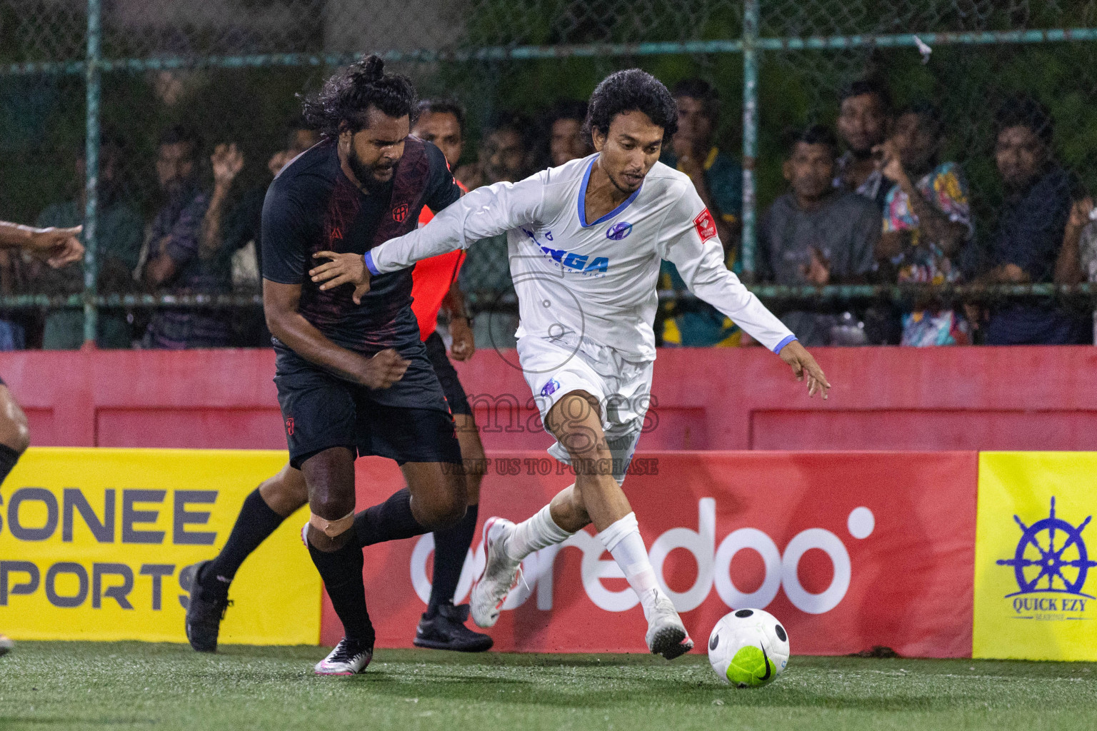 HA. Ihavandhoo vs HA. Muraidhoo in Day 1 of Golden Futsal Challenge 2024 was held on Monday, 15th January 2024, in Hulhumale', Maldives Photos: Nausham Waheed  / images.mv