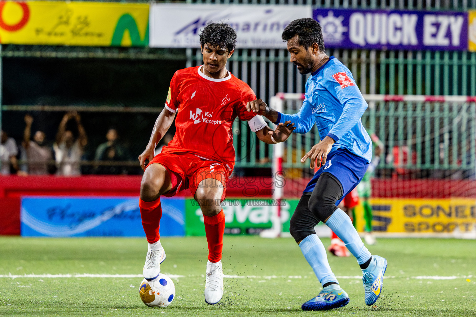 F Dharanboodhoo vs M Dhiggaru in zone round on Day 29 of Golden Futsal Challenge 2025 was held on Sunday , 2nd February 2025, in Hulhumale', Maldives. Photos: Nausham Waheed / images.mv