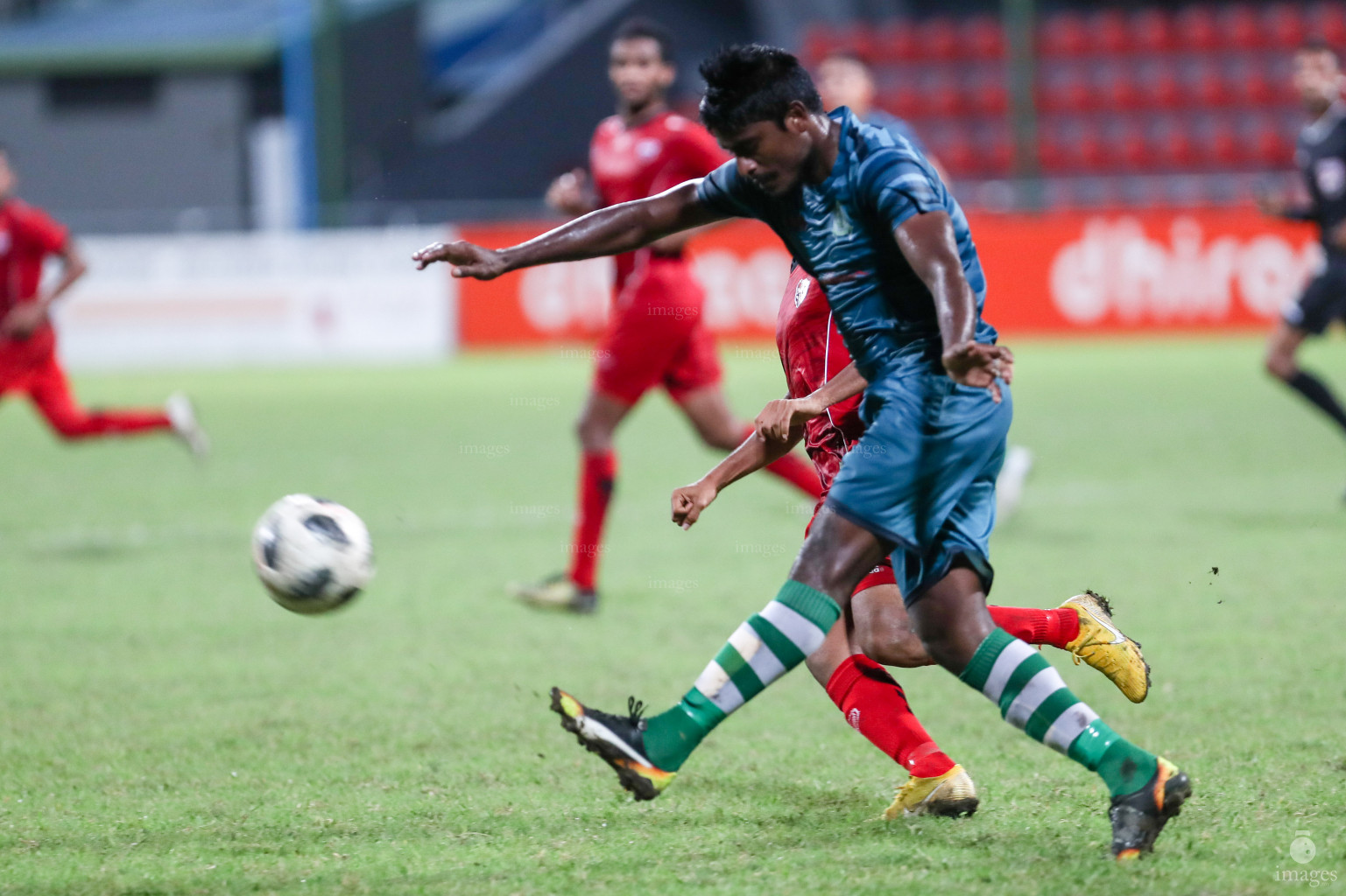 TC Sports Club vs Green Streets in Dhiraagu Dhivehi Premier League 2018 in Male, Maldives, Sunday, October 7, 2018. (Images.mv Photo/Suadh Abdul Sattar)