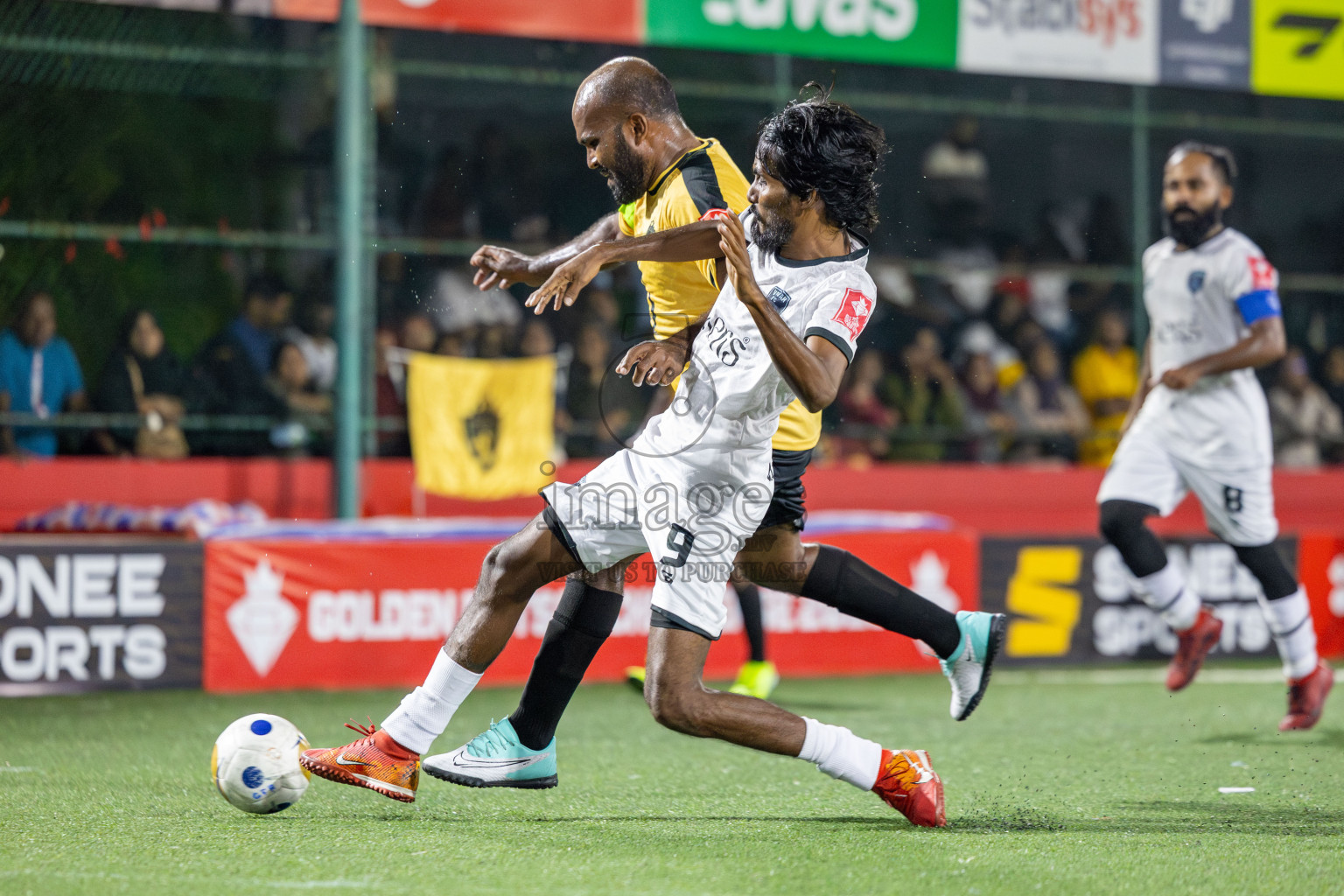 M. Veyvah vs M. Maduvvari in Day 12 of Golden Futsal Challenge 2025 was held on Thursday, 16th January 2025, in Hulhumale', Maldives Photos: Mohamed Mahfooz Moosa / images.mv